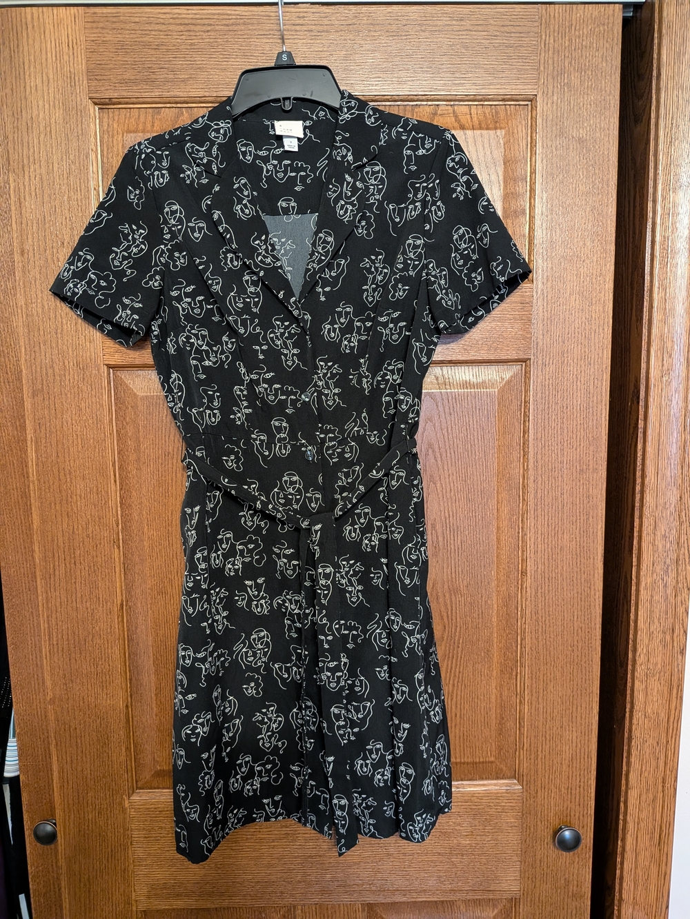 a new day Black Short Sleeve Dress with White Abstract Line Print
